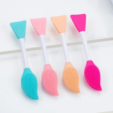 NoorAlazawi Multi-functional Facial Mask Brush