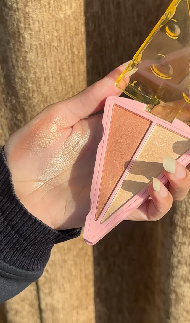 Revolution 2in1 The Cheese Highlighter