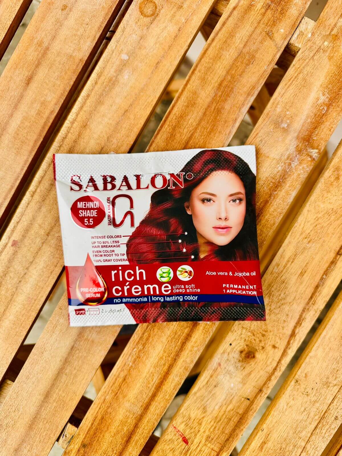 Sabalon Rich Creme Hair Color Sachet with Shampoo