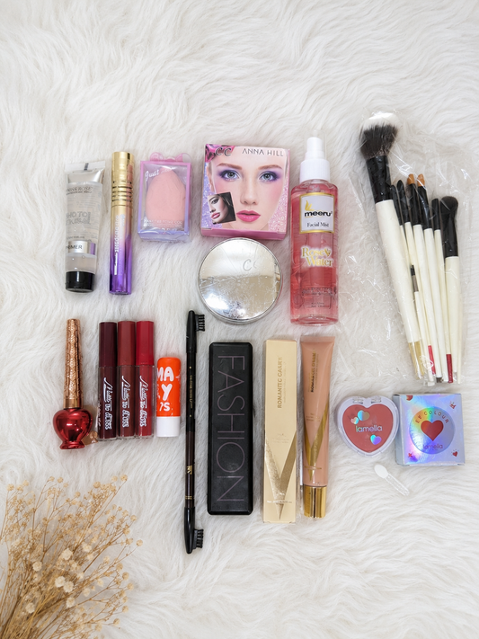 Complete Makeup Student Deal  – 15-Piece Beauty Collection