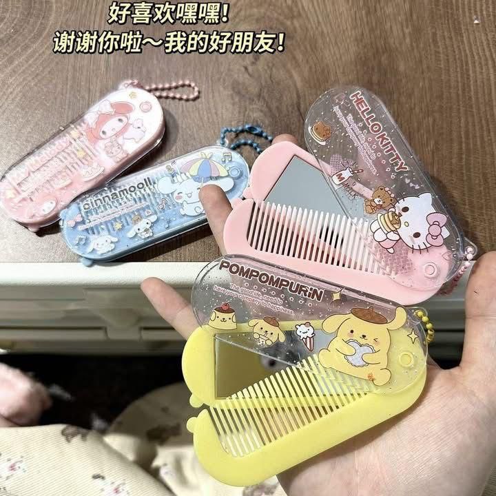 Sanrio Characters Foldable Mirror & Comb Set | Hello Kitty Cinnamoroll Kuromi (Random Color)
