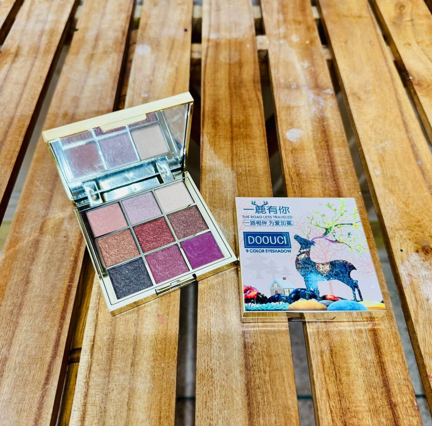 9 COLOR EYE SHADOW Palette