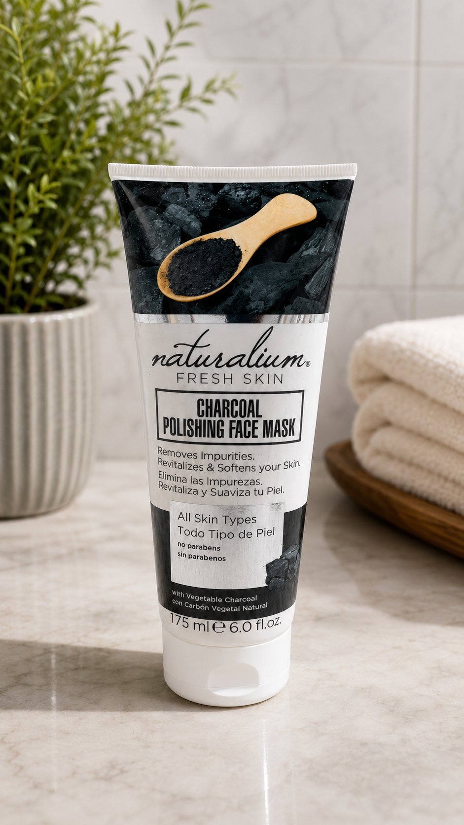 Naturalium Fresh Skin Charcoal Polishing Face Mask 175ml