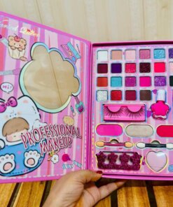 Varied Queen Wake Up And Makeup Kit for kids