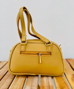 Alternative view of Vintage Leather D style Ladies Hand bag | Shoulder bag
