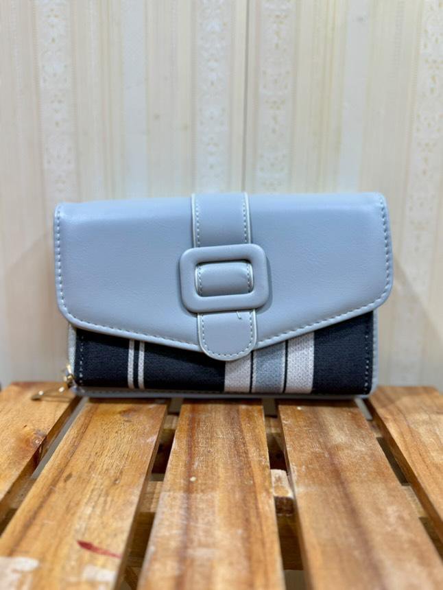 Buckle style Ladies Clutch Bag - Image 3
